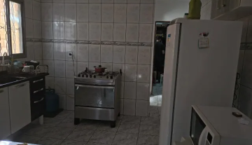 C3702 3.jpg